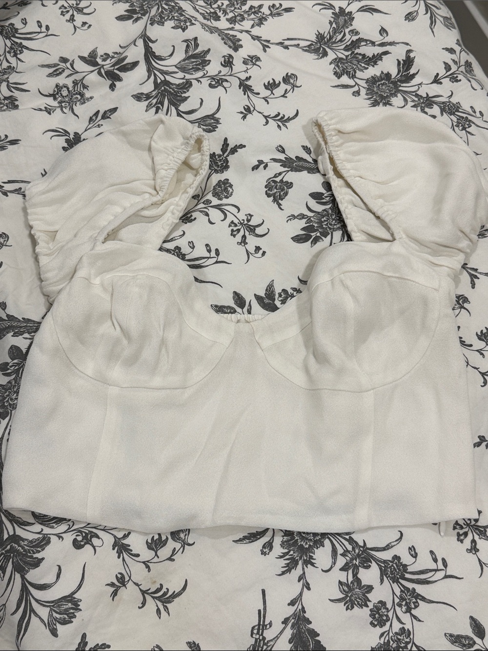 Women's Ivory Puff-Sleeve Crop Bustier Top